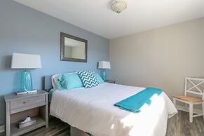 Grandview 3 Bedroom Home by RedAwning