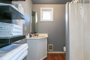 Grandview 3 Bedroom Home by RedAwning