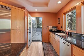 11 Tournament 5 Bedroom Home by RedAwning