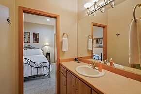 11 Tournament 5 Bedroom Home by RedAwning