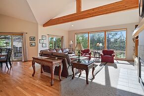 11 Tournament 5 Bedroom Home by RedAwning