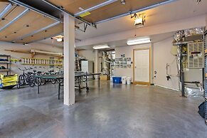 11 Tournament 5 Bedroom Home by RedAwning