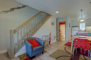 13 Lodge Condo Minutes Away from Golfing, Biking, and Playground by Re