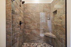 Trails End 5 Bedroom Home by RedAwning