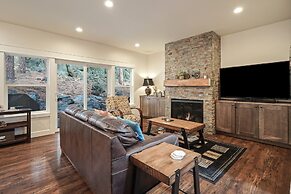 Trails End 5 Bedroom Home by RedAwning