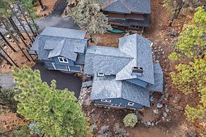 Trails End 5 Bedroom Home by RedAwning