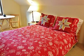 Pet-Friendly 8 Leisure Home features Private Hot Tub and Gas BBQ by Re