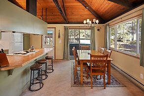 7 Grizzly Home New Private Hot Tub on the Deck and Bike for Adventure 