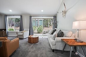 2 Killdeer Home features Private Hot Tub and Bikes to Explore Sunriver