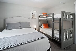 2 Killdeer Home features Private Hot Tub and Bikes to Explore Sunriver