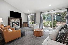 2 Killdeer Home features Private Hot Tub and Bikes to Explore Sunriver