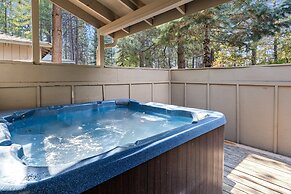 2 Killdeer Home features Private Hot Tub and Bikes to Explore Sunriver