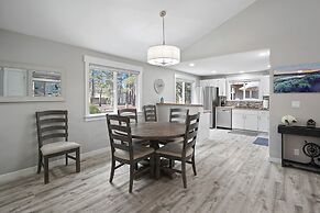 2 Killdeer Home features Private Hot Tub and Bikes to Explore Sunriver