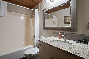 3 Killdeer Lane Pet Friendly Home 3 Minutes Walk from SHARC by RedAwni