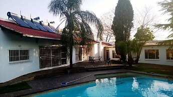 Fourways Boarding Lodge