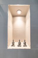 Reading Green Park Village Serviced Apt