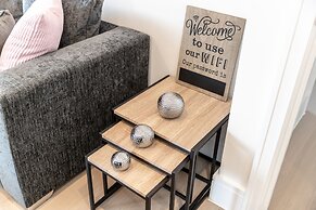 Reading Green Park Village Serviced Apt