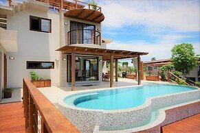 Villa Atardecer - 4 Br home