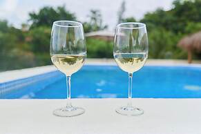Ysuri Sayulita - Beachfront Hotel
