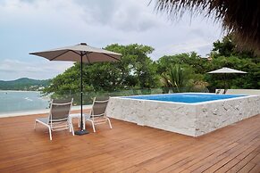 Ysuri Sayulita - Beachfront Hotel