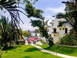 Ysuri Sayulita - Beachfront Hotel