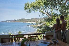 Ysuri Sayulita - Beachfront Hotel