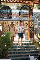 Ysuri Sayulita - Beachfront Hotel