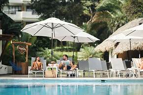 Ysuri Sayulita - Beachfront Hotel