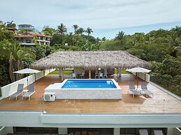 Ysuri Sayulita - Beachfront Hotel