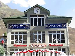 Grand Hotel