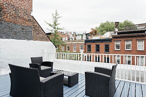 West Village 2 BR and Private Roof Deck