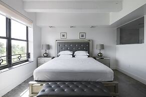 Luxury-Prime-2BR-Condo On Ocean Drive