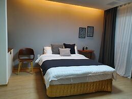 Aewol Bada Town House