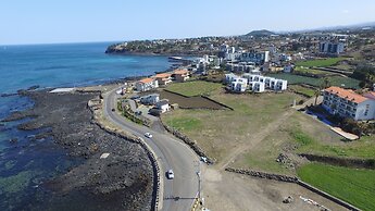 Aewol Bada Town House