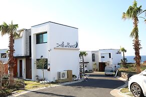 Aewol Bada Town House