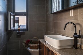 Aewol Bada Town House