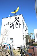 Aewol Bada Town House