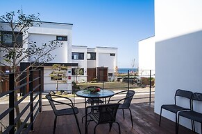 Aewol Bada Town House