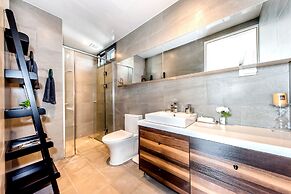 Aewol Bada Town House