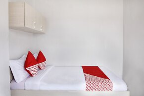 OYO 120 GP Residence