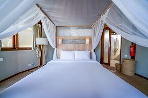 Blue Lagoon Avia Villas