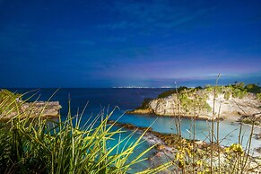 Blue Lagoon Avia Villas