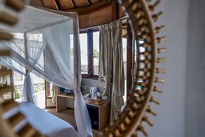 Blue Lagoon Avia Villas