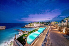 Blue Lagoon Avia Villas