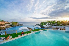 Blue Lagoon Avia Villas