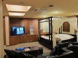 Hotel Rplus - Adults only