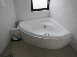 Hotel Rplus - Adults only