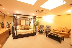 Hotel Rplus - Adults only