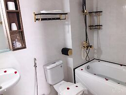 AVA Hotel & Apartment