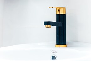 AVA Hotel & Apartment